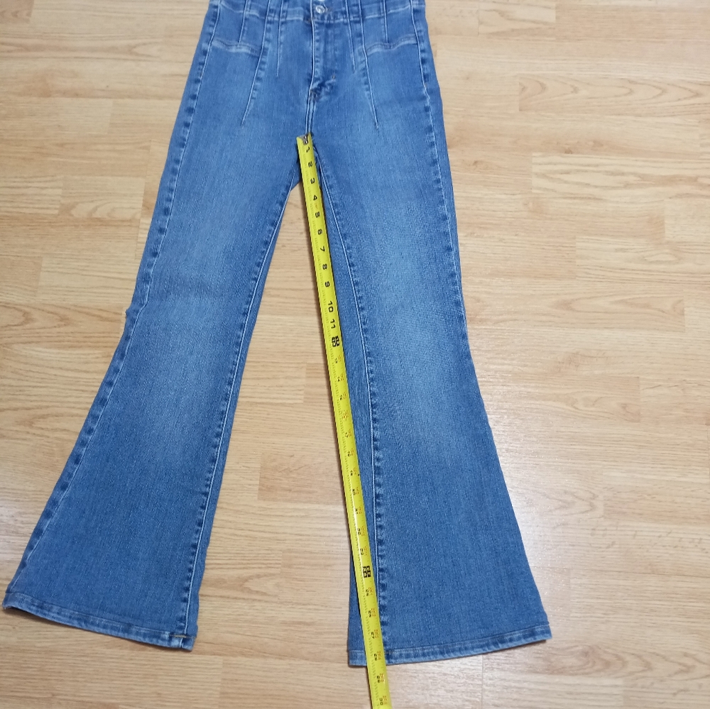 We The Free Jayde High-Waisted Flare Jeans. HEMMED. Size 25. - Picture 4 of 13
